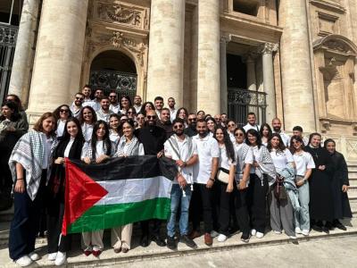 فلسطين