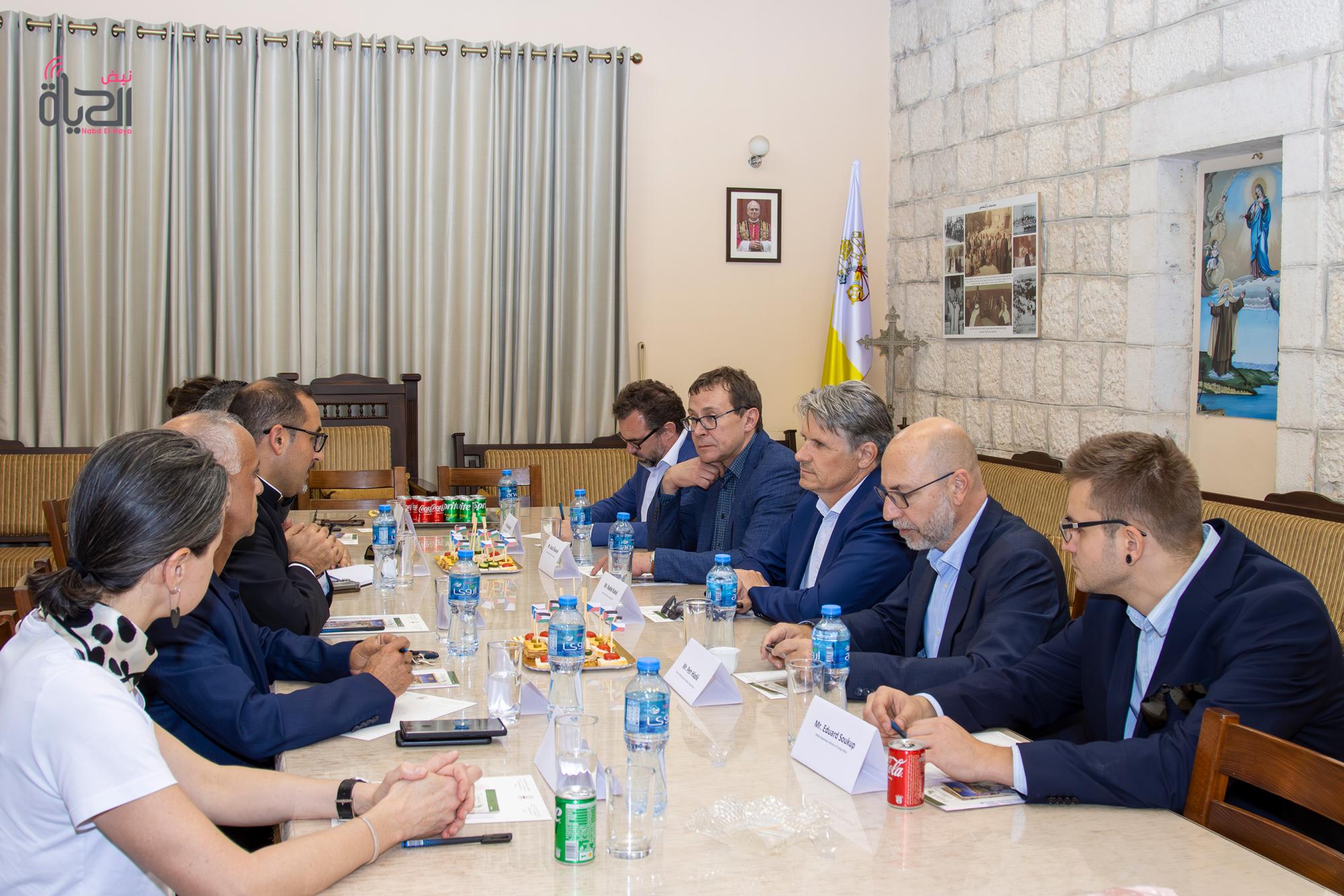 Father Bashar Fawadleh Updates Czech Delegation on Taybeh’s Christian Presence and Community Life