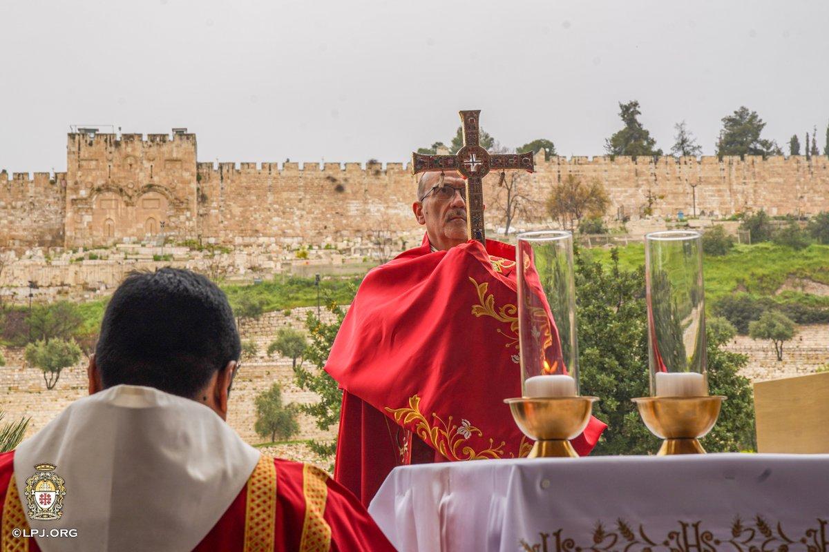 بطريرك القدس للاتين الكاردينال بييرباتيستا بيتسابالا 